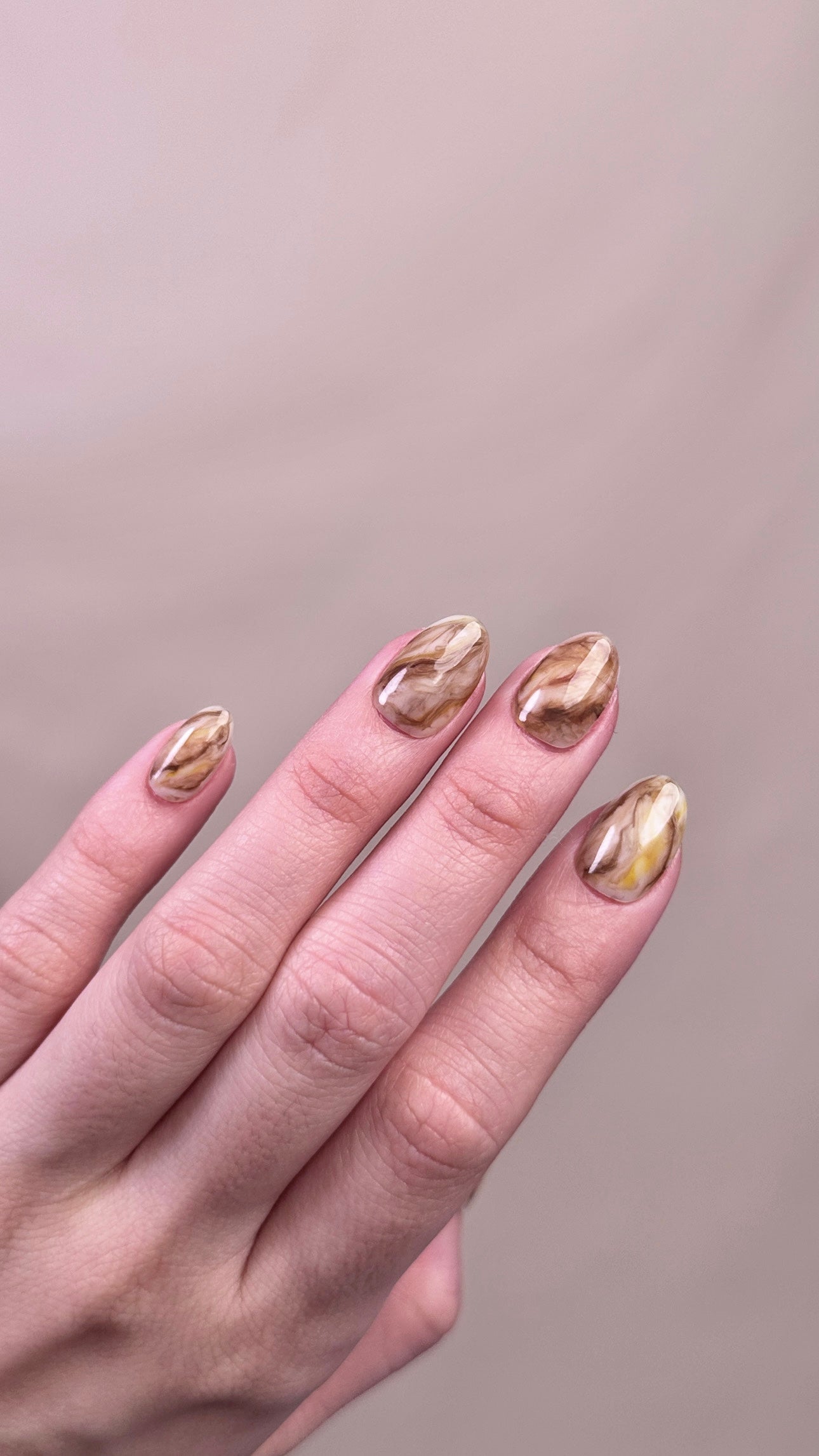 Marble Brown Fit