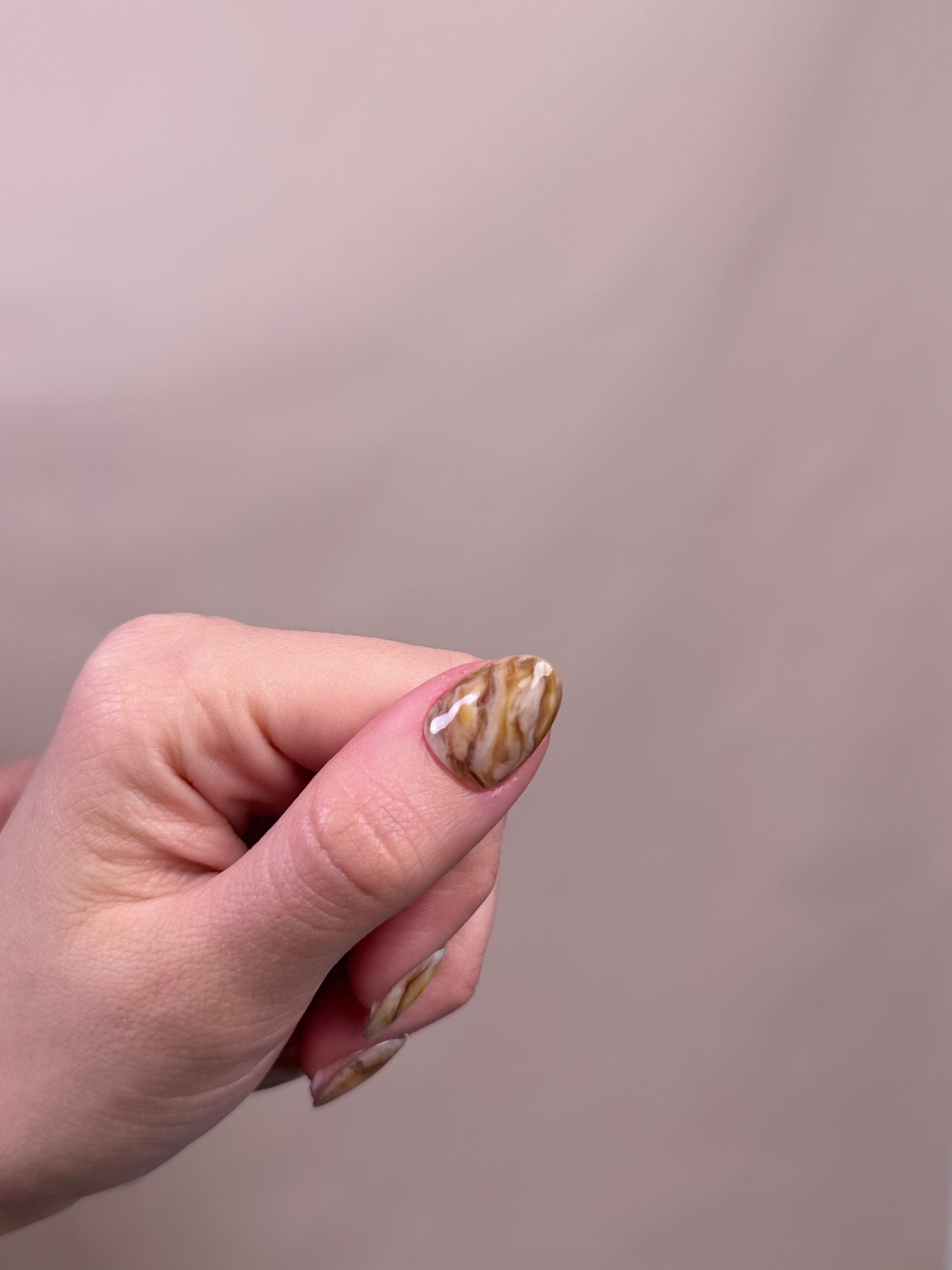 Marble Brown Fit